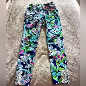 Like new! Lily Pulitzer Luxletic pants